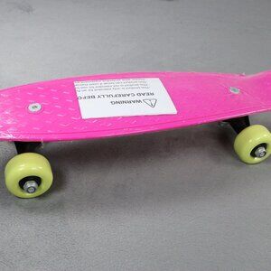 NEW Pink Cruiser Skateboard Mini Penny Style 17” Up To 110 Lbs Pink/Green